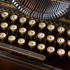 Wooden typewriter kit, side view of the carriage