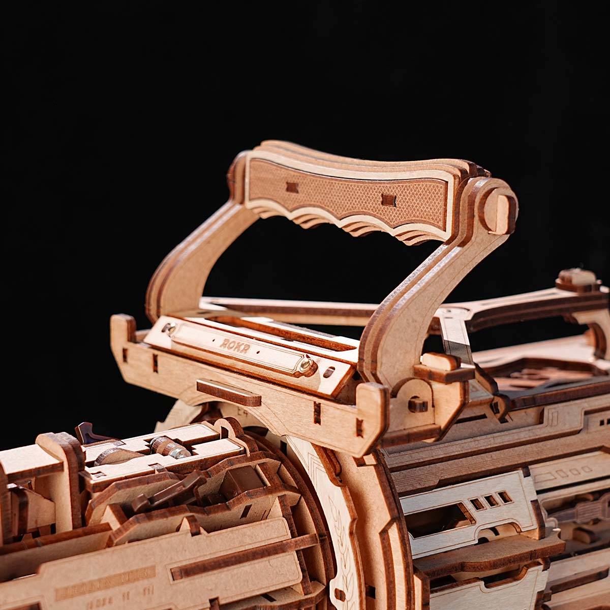The Rotary: Wooden Rubber Band Model Kit, photo 4 of 7