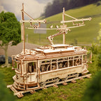 Remodelado: 1:24 Lisbon Tram Model Kit, assembled: 374-piece kit