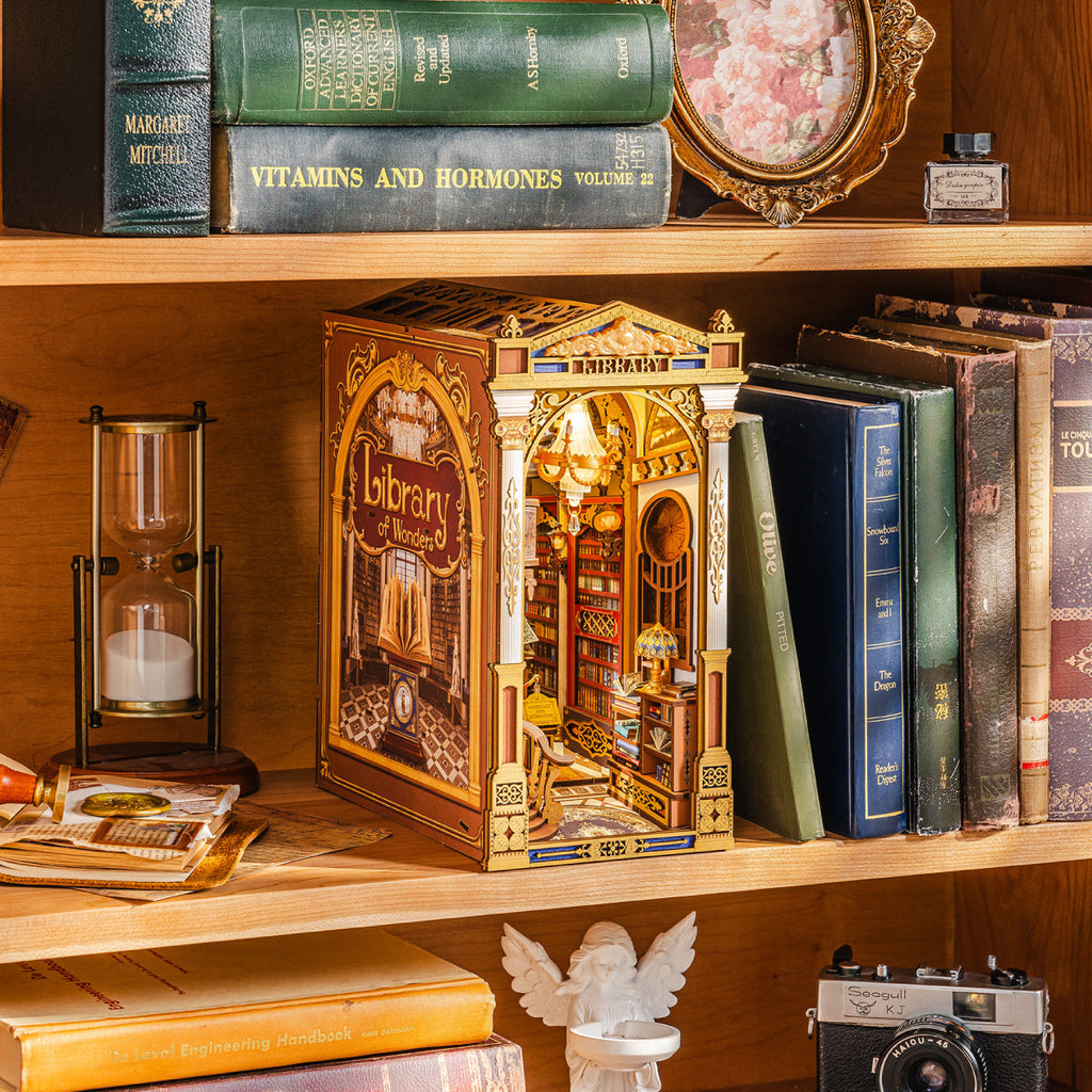 Wunderkammer: Victorian Library Book Nook Kit, assembled: 258-piece kit