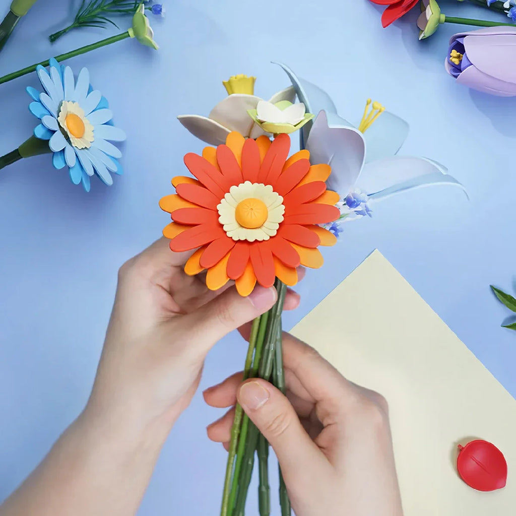 The Blue Hour: Moving Flower Bouquet Kit, photo 4 of 8