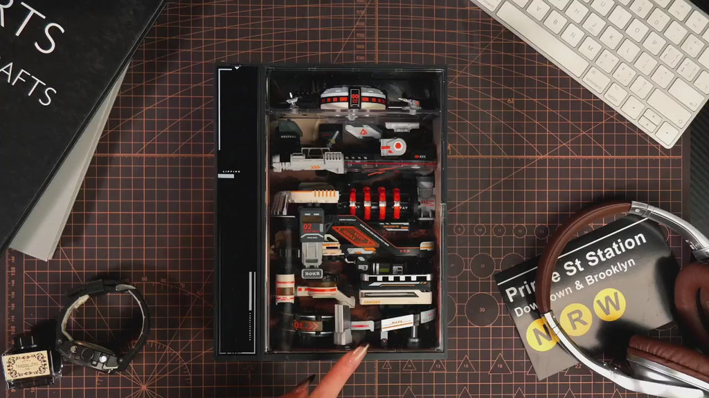 Outpost Nine: Motorized Marble Run Kit, 194 Pieces